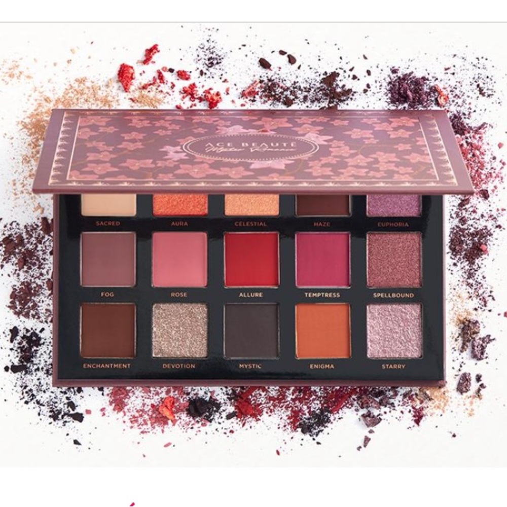 ACE BEAUTÉ Mystic Romance Eyeshadow Palette